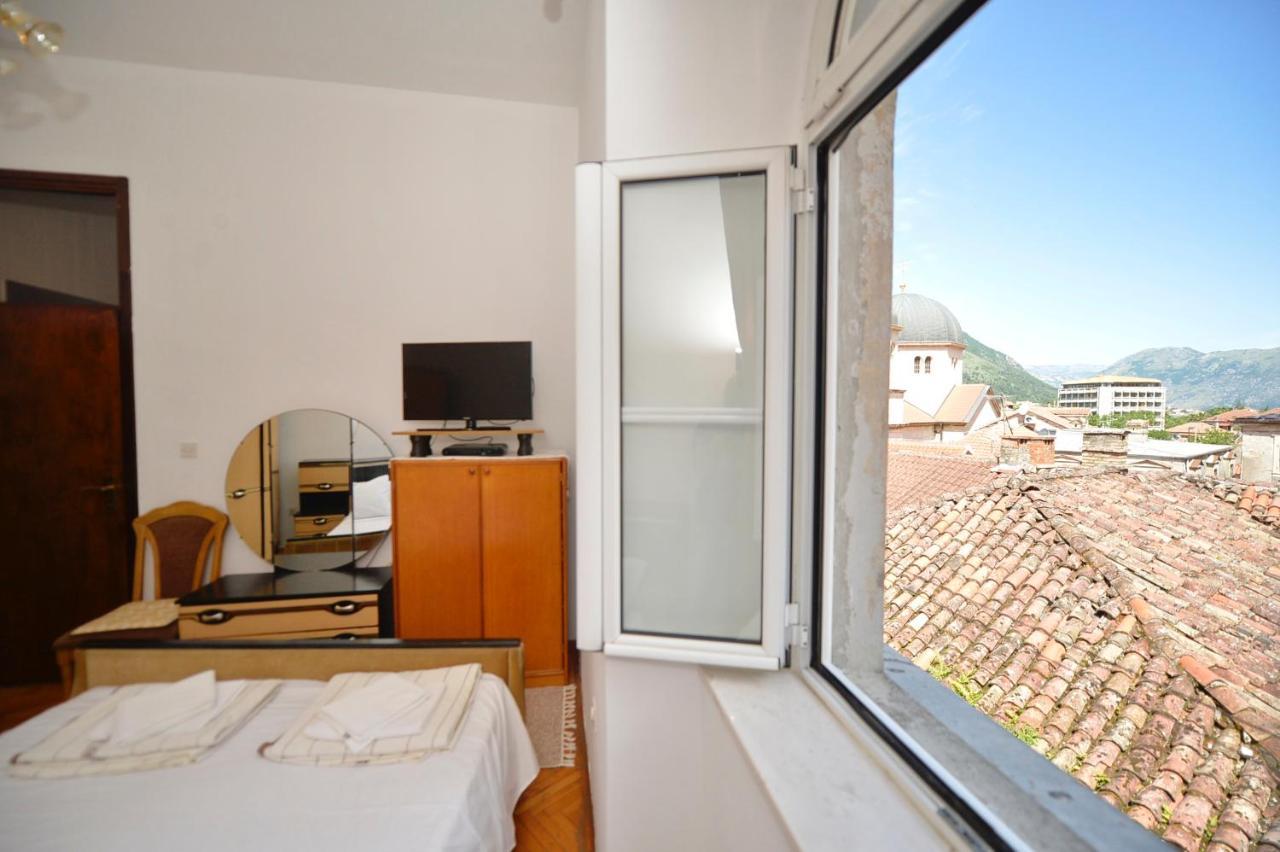 City View Apartment โกตอร์ ภายนอก รูปภาพ