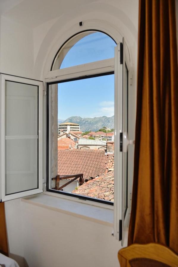 City View Apartment โกตอร์ ภายนอก รูปภาพ