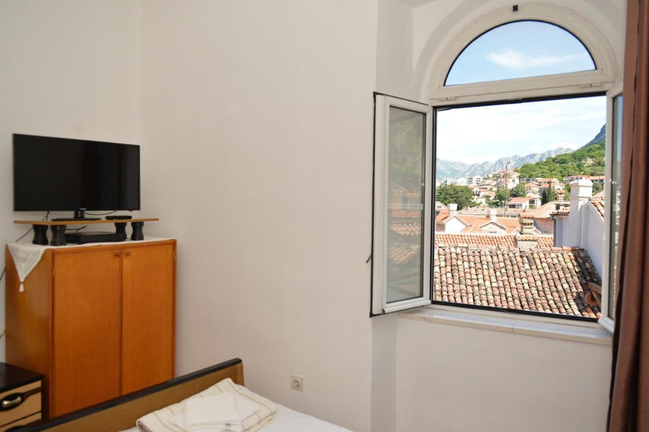 City View Apartment โกตอร์ ภายนอก รูปภาพ